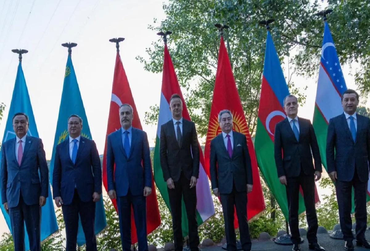 Hakan Fidan Budapeşte’de TDT Zirvesi Öncesi Toplandı