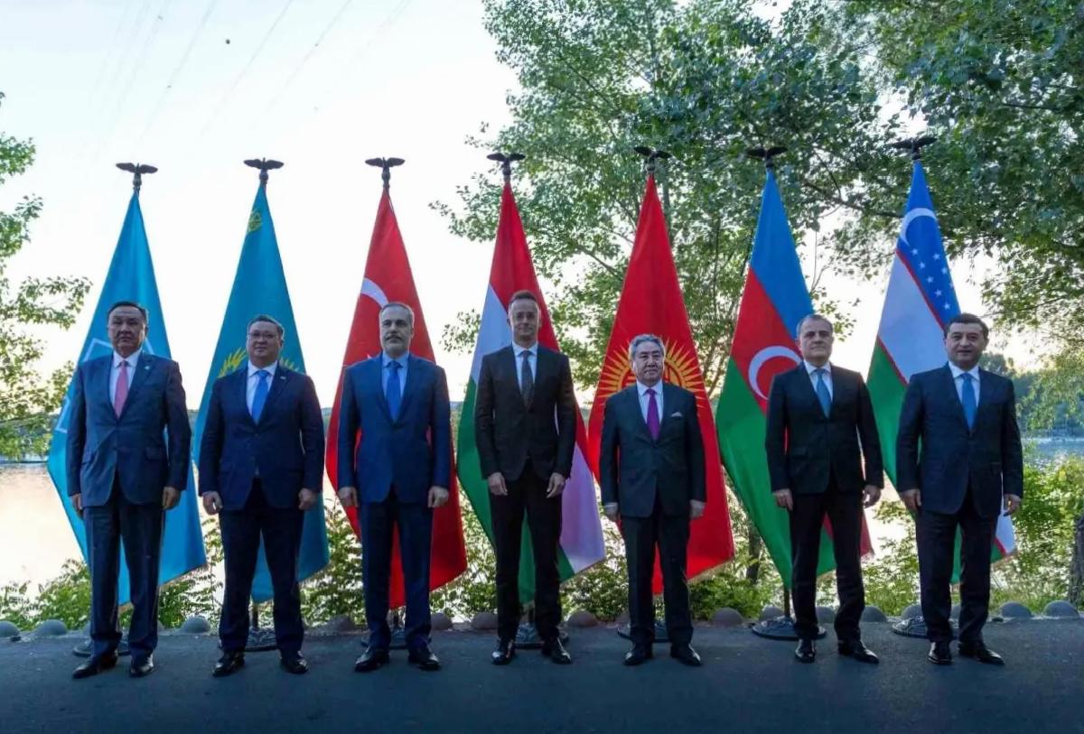 Hakan Fidan Budapeşte’de TDT Zirvesine Katıldı