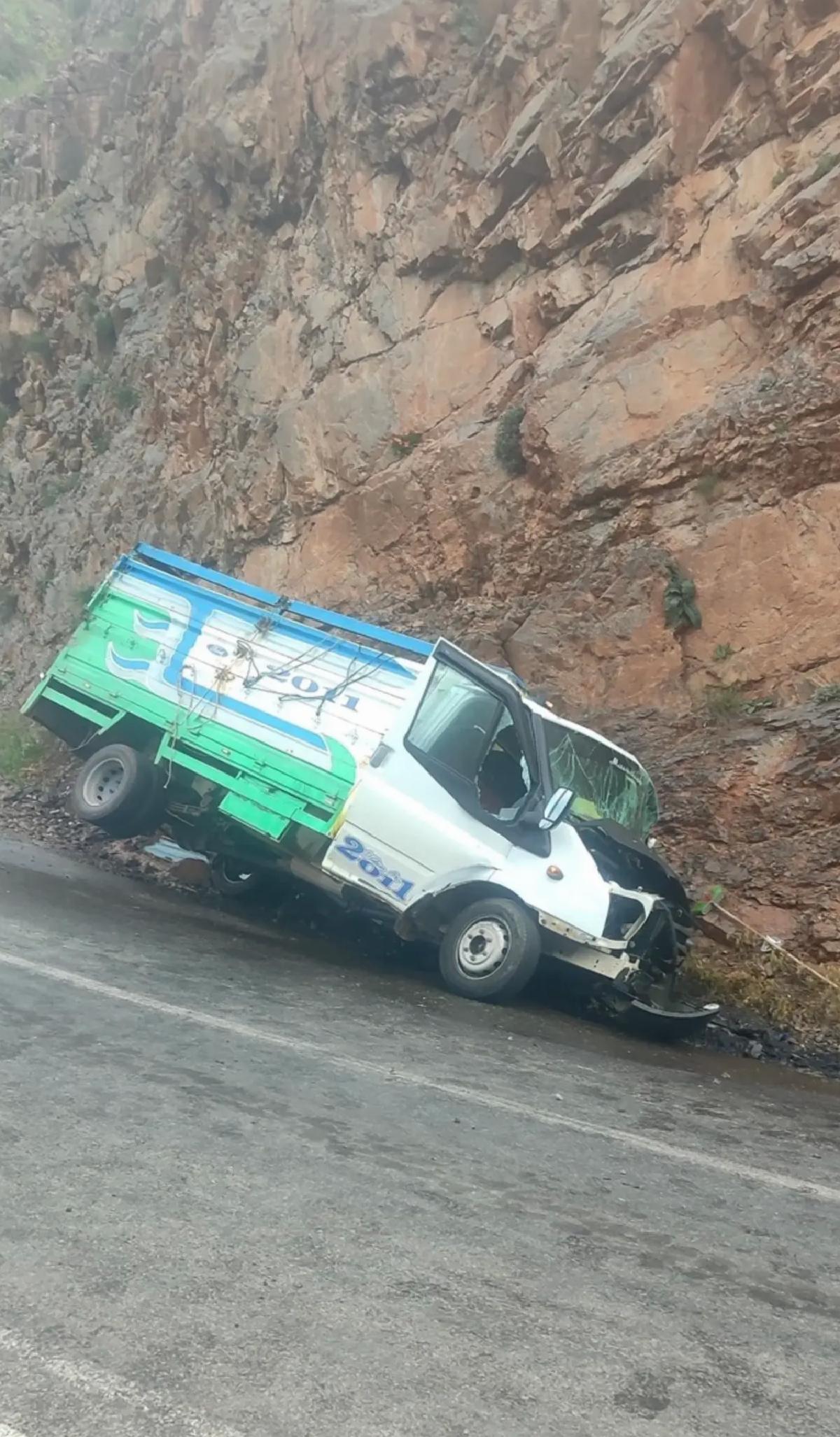 Hakkari’de Kaza: 1 Ölü, 1 Yaralı