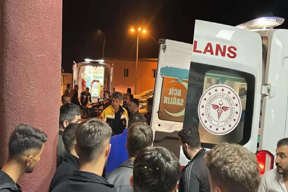 Hakkari’deki trafik kazasında 8 kişi yaralandı! Soruşturma başlatıldı
