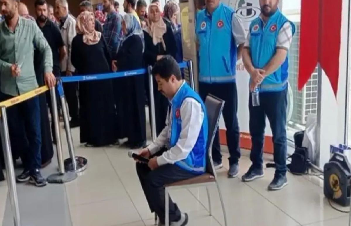 Hakkarili Hacı Adayları Medine’ye Uğurlandı