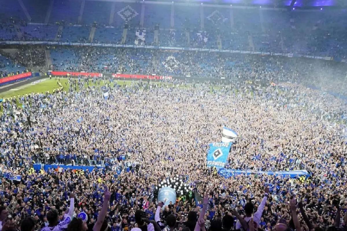 Hamburg’un Bundesliga’ya Yükselişi Kutlamalarında İzdiham: 26 Yaralı