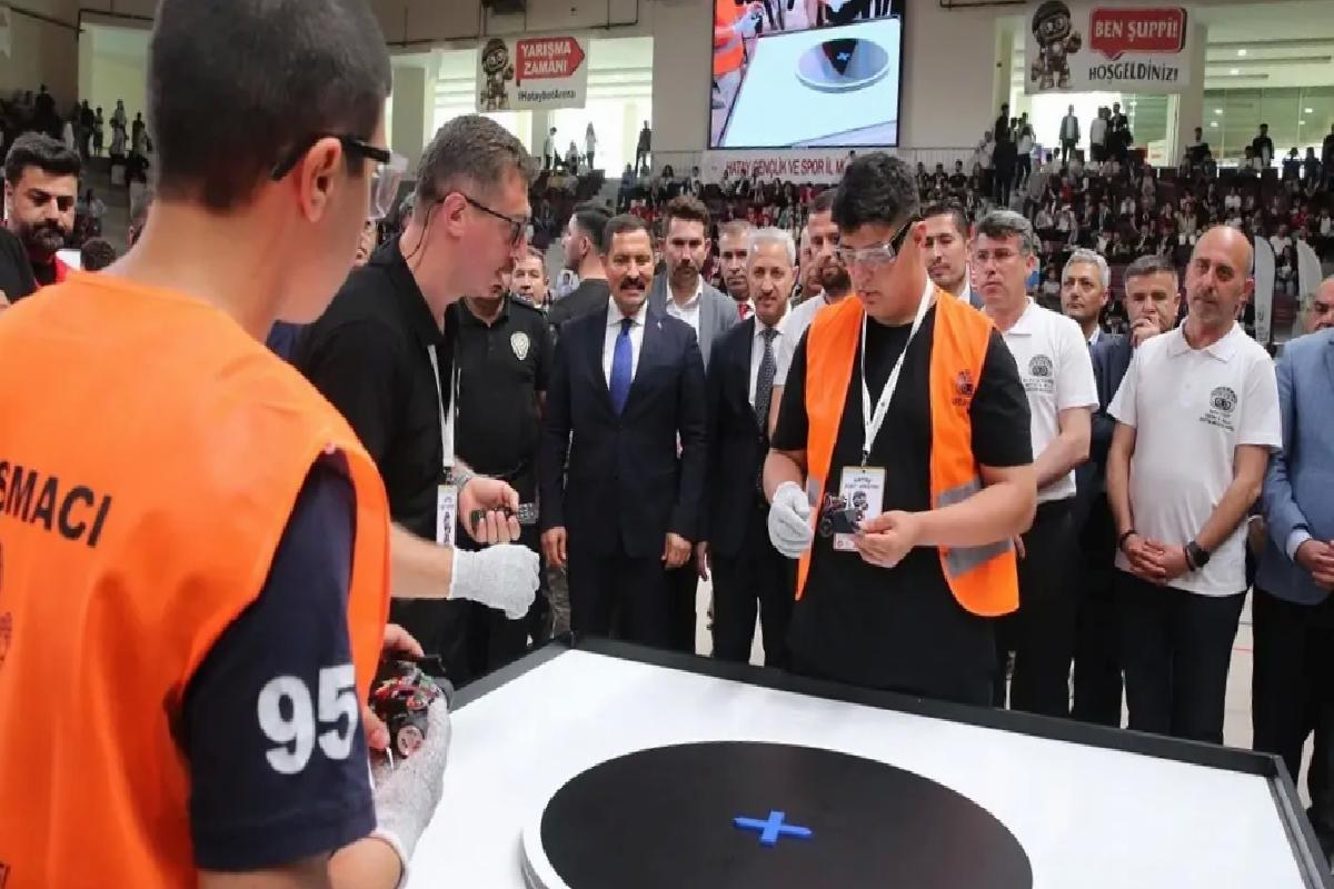 Hataybot Robot Yarışması Başladı