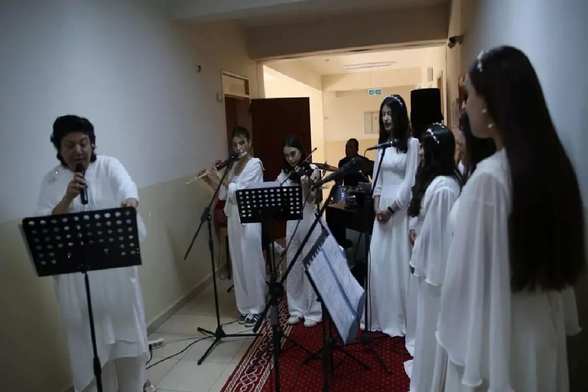 Hatay’da Depremzede Öğrencilere Kütüphane Açıldı
