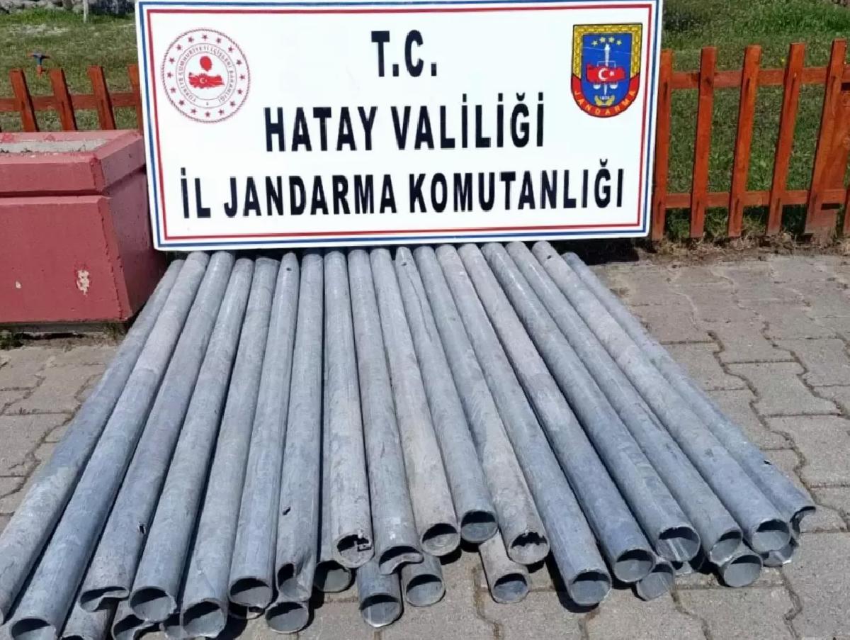 Hatay’da Otoyol Çitleri Çalındı