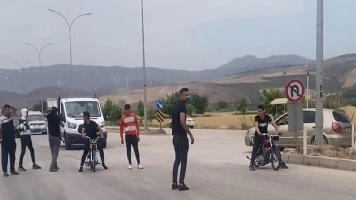 Hatay’da yolu kapatıp yarışan motosikletçilere 96 bin TL ceza