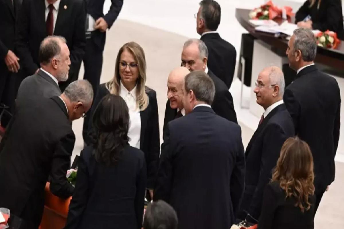 Her şey bir tokalaşmayla başladı! İşte adım adım ‘Terörsüz Türkiye’ süreci