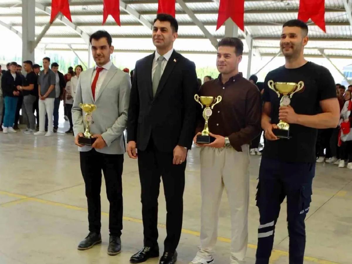 Hisarcık’ta Gençlik ve Spor Haftası Etkinlikleri Düzenlendi
