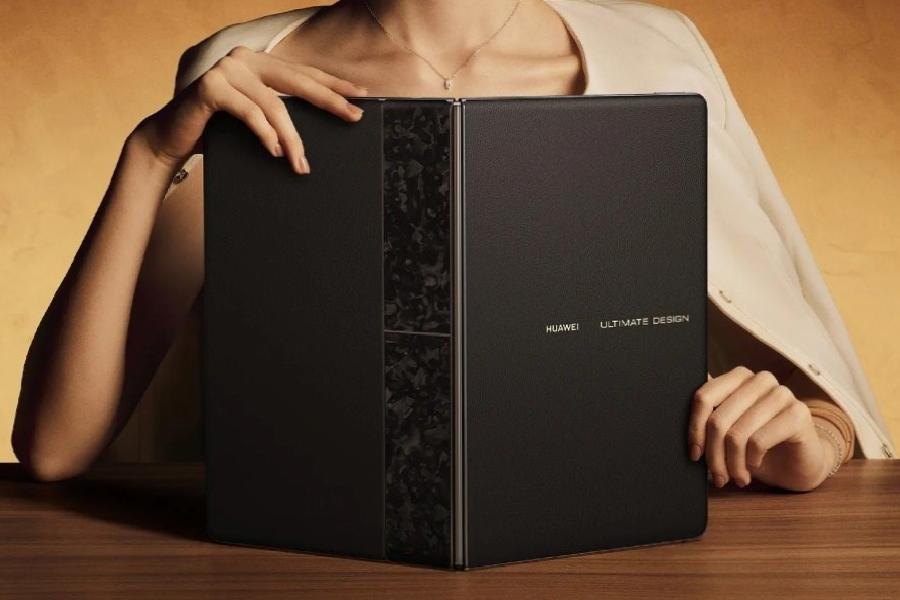 Huawei’in ilk katlanabilir dizüstü bilgisayarı MateBook Fold Ultimate Design tanıtıldı