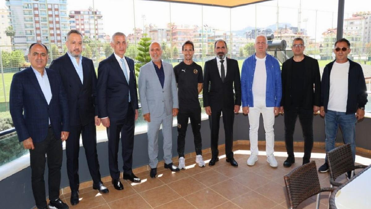 İbrahim Hacıosmanoğlu’ndan Hasan Çavuşoğlu’na taziye ziyareti
