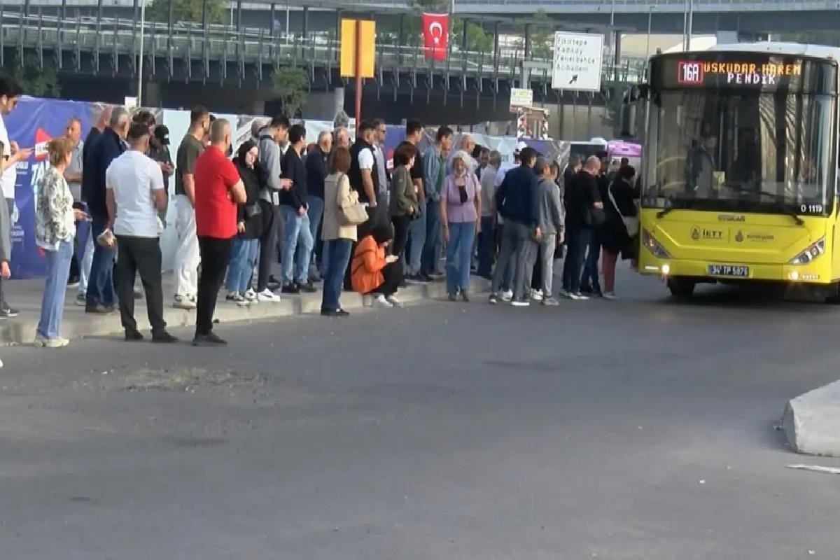 İstanbul’da grev yapan özel halk otobüsü şoförleri İBB ile anlaştı! Otobüsler sefere çıkacak