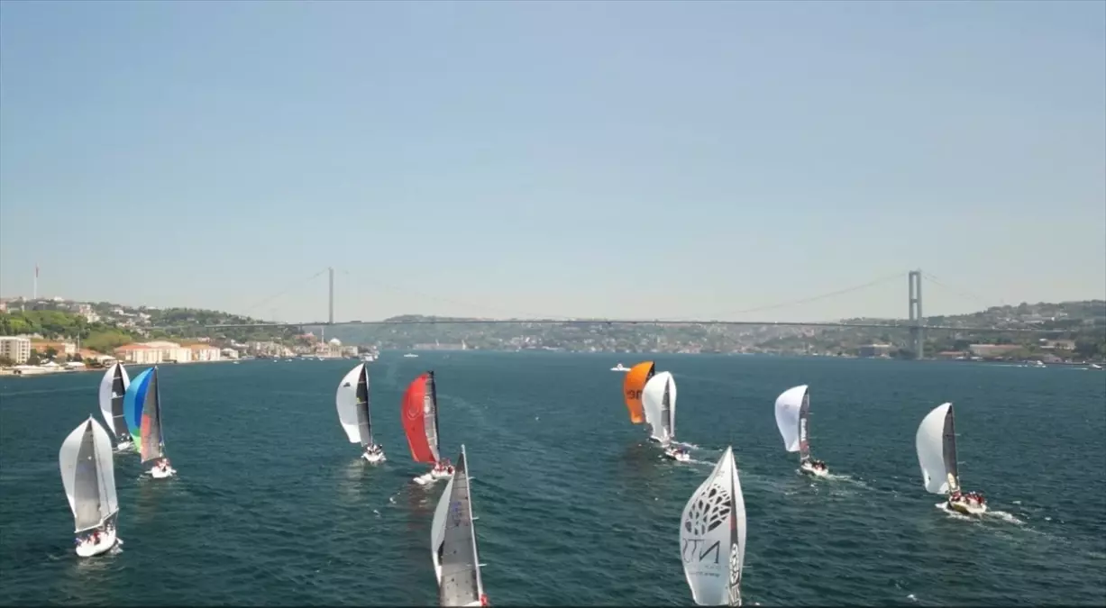 İstanbul’da Yat Yarışları Rüzgarı