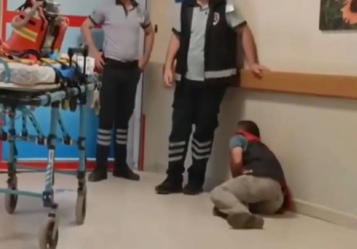 İstemeden oğlunun ölümüne neden olan acılı babanın yıkılıp kaldığı an