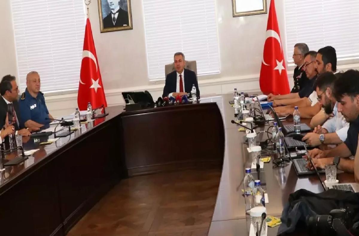 İzmir’de 75 Suç Örgütü Çökertildi