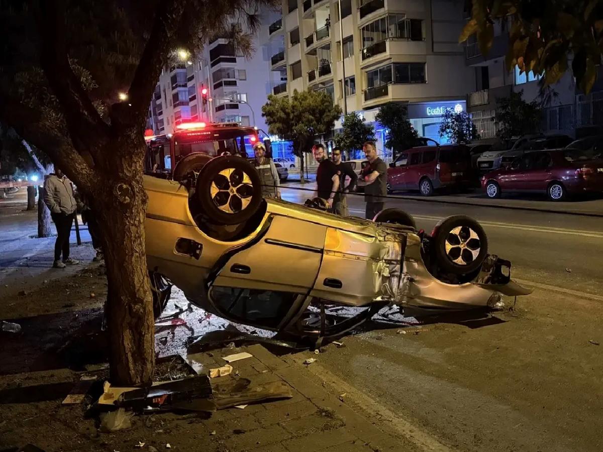 İzmir’de Takla Atan Araçta Sürücü Yaralandı