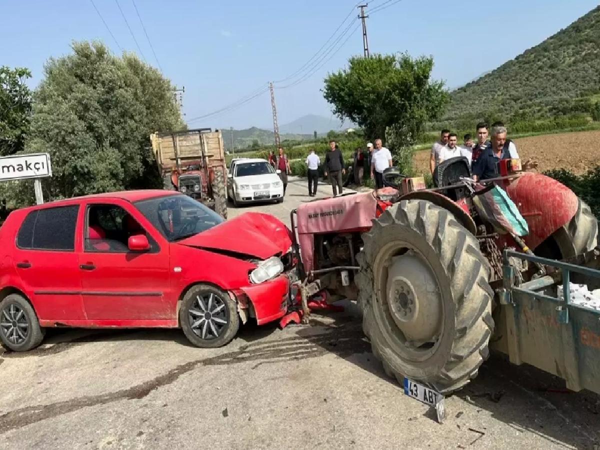İzmir’de traktör-otomobil kazası: 4 yaralı
