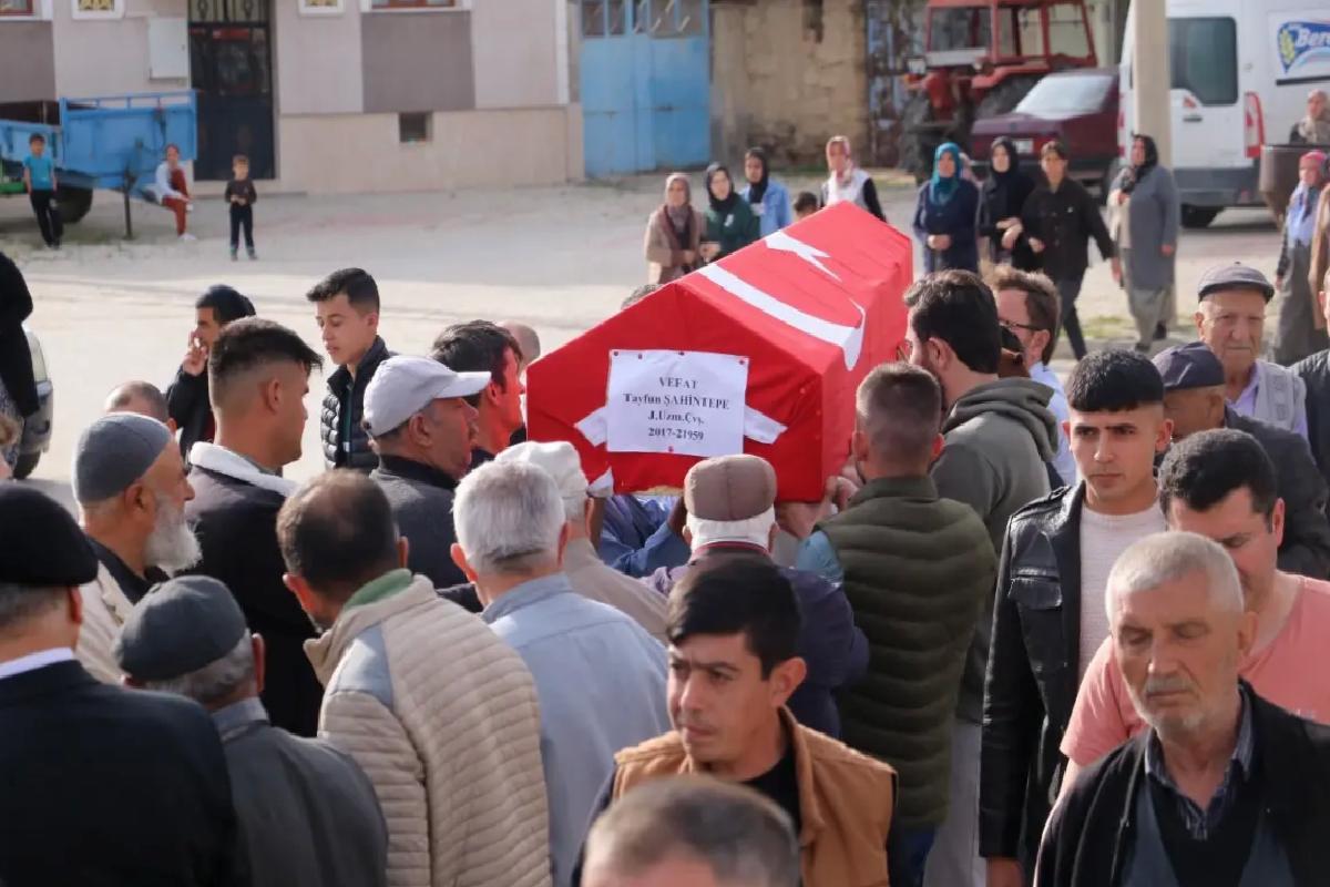 Jandarma Uzman Çavuş Tayfun Şahintepe Son Yolculuğuna Uğurlandı