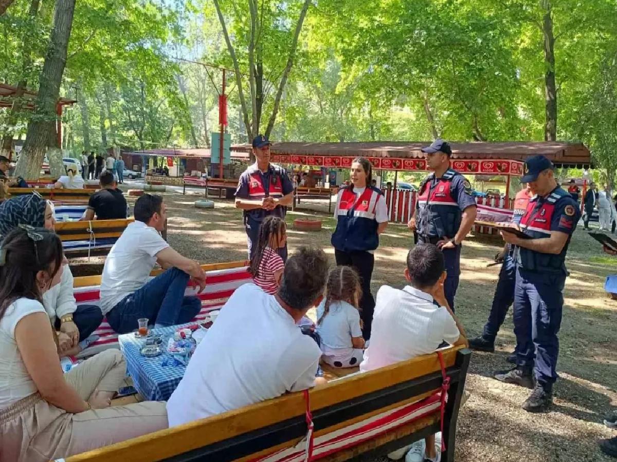 Jandarmadan Piknik Alanında Güvenlik Uyarısı