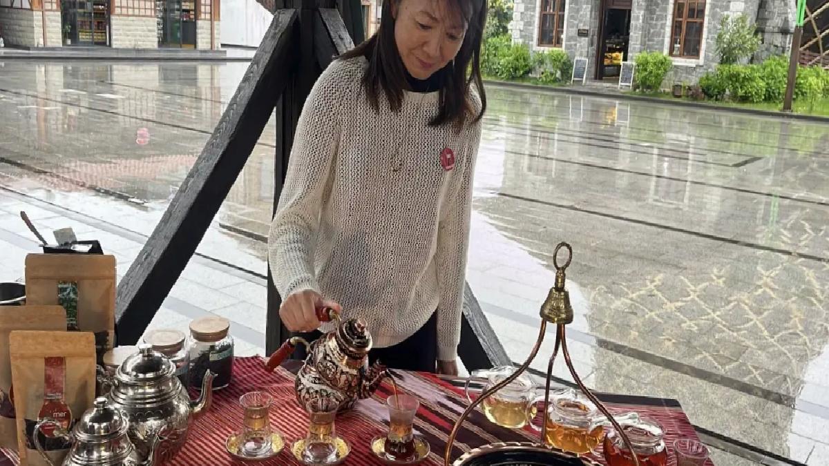 Japonya’da İlk Türk Çayı Demleme Ustası Seçildi