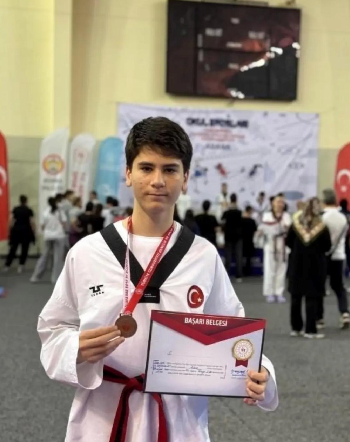 Kaan Türkmen, Türkiye Üçüncüsü Oldu