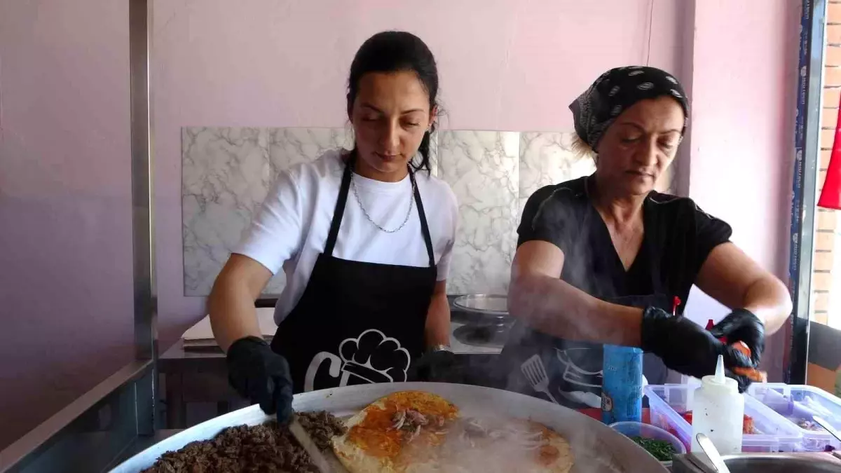 Kadın Tantuni Ustası İsmihan Kaçar