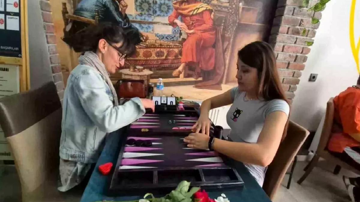 Kadınlar Tavla Turnuvası Tekirdağ’da Başladı