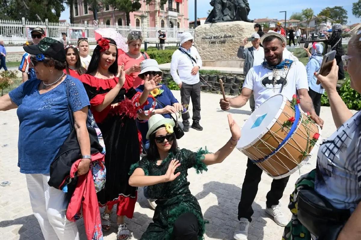 Kakava-Hıdırellez Şenlikleri Edirne’de Coşkuyla Kutlanıyor