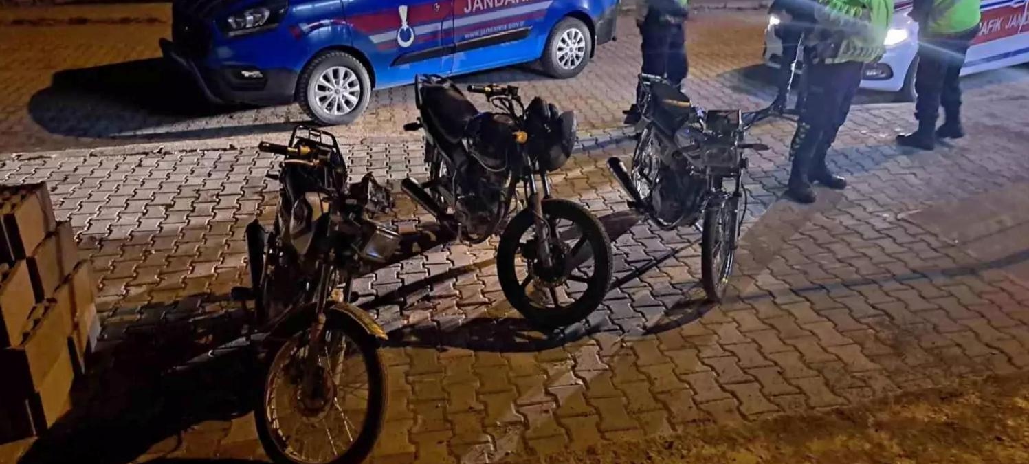 Kaman’da Gürültü Yapan Motosiklet Sürücülerine Ceza