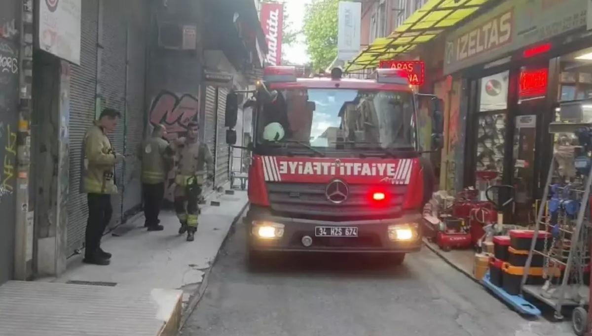 Karaköy’de Hırdavatçı Ölü Bulundu