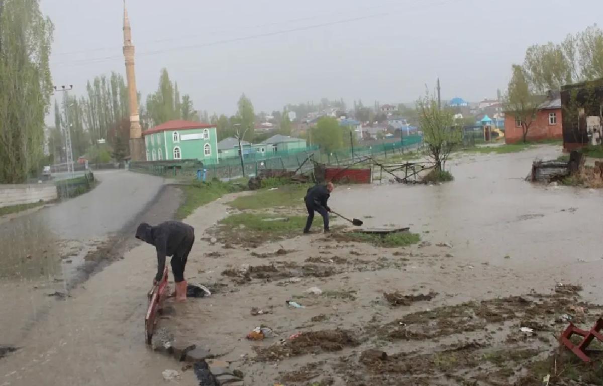 Kars’ta Sağanak ve Dolu Felaketi