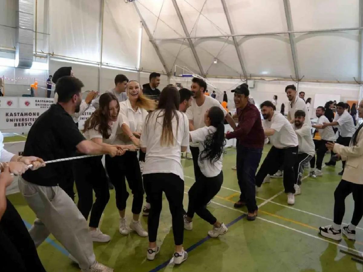 Kastamonu’da Engelsiz Spor ve Dans Şenliği