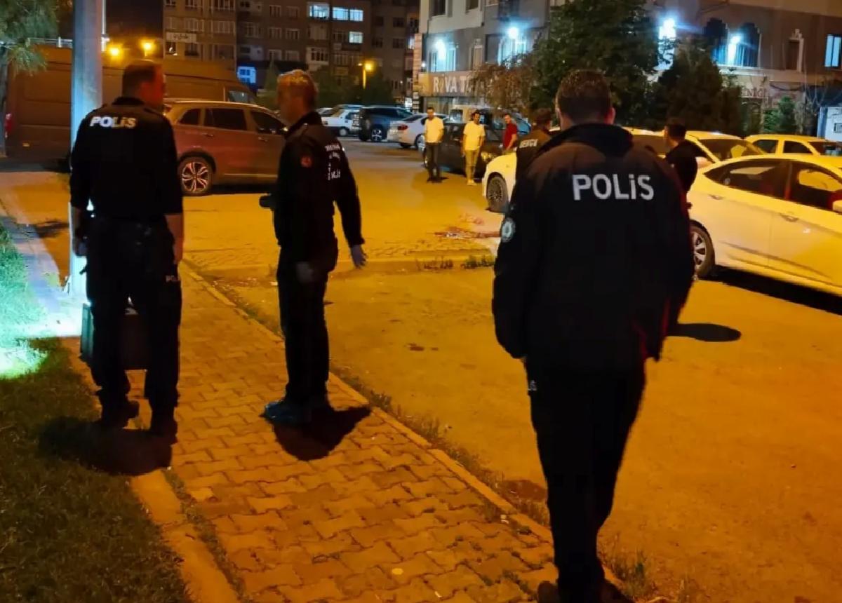 Kayseri’de Borç Kavgası: İki Genç Bıçakla Yaralandı