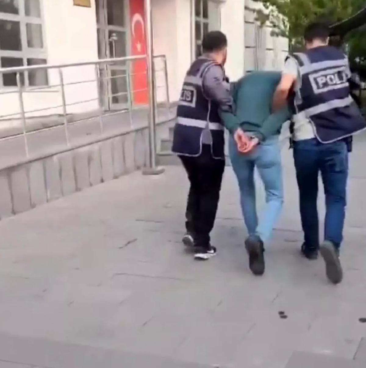 Kayseri’de Silahlı Paylaşım Yapan Şahıs Yakalandı
