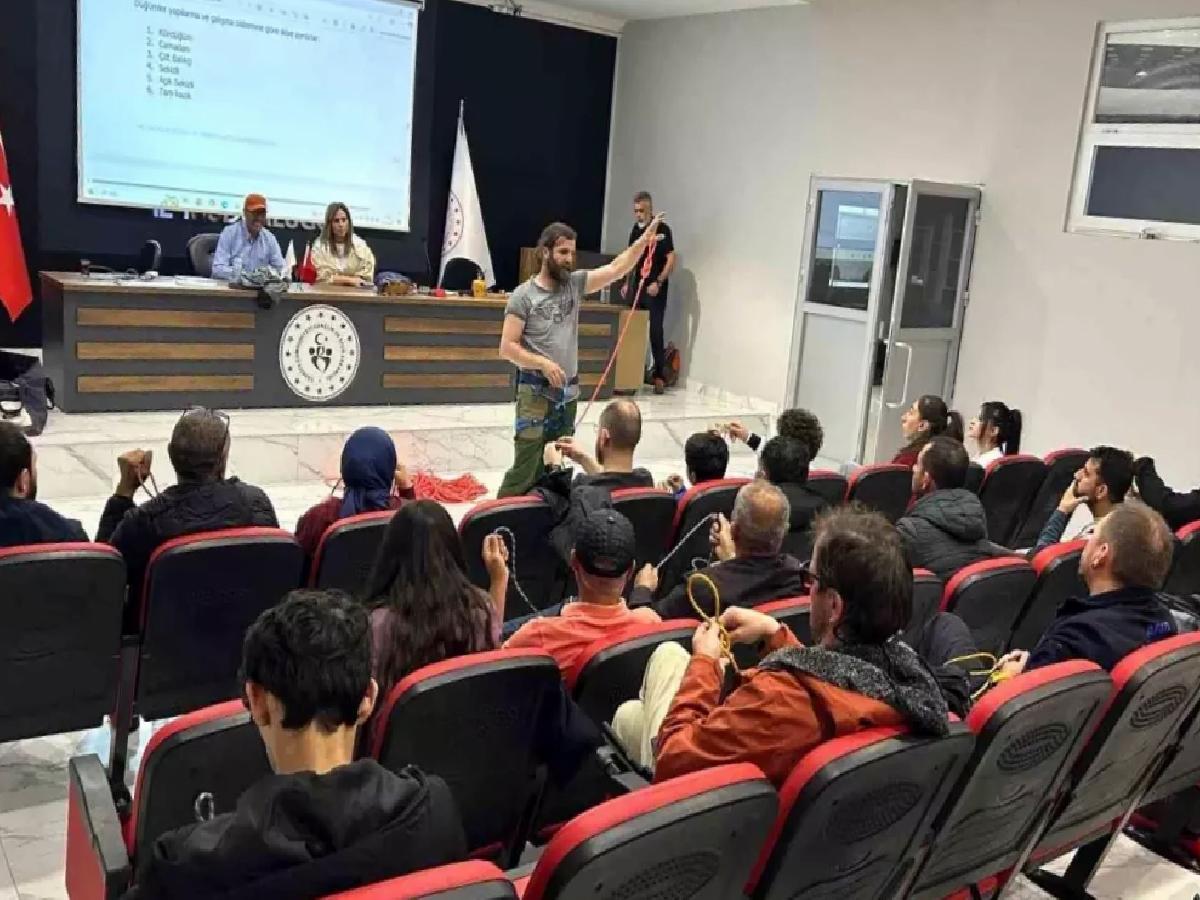 Kayseri’de Yaz Dağcılık Eğitimi Tamamlandı