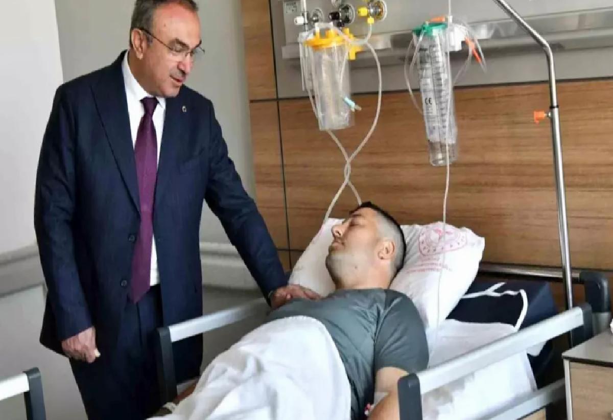 Kaza Geçiren Polis Memuruna Vali Ziyareti