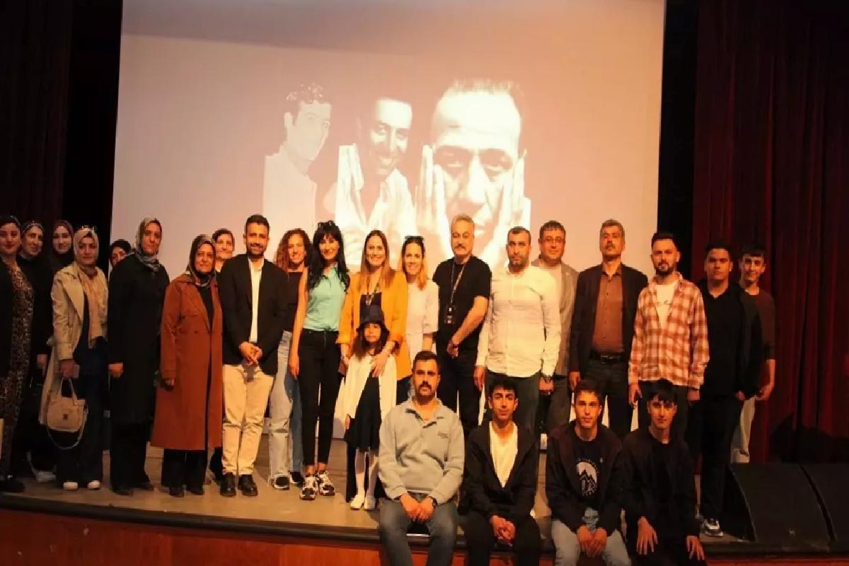Kemal Sunal’ın Temsil Gücü Konuşuldu