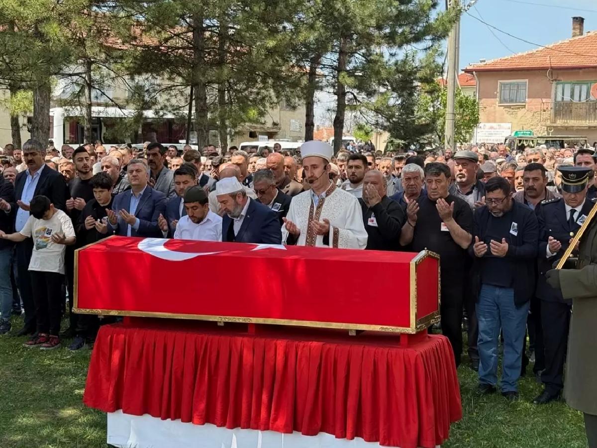Kıbrıs Gazisi Hasan Hüseyin İncesu Son Yolculuğuna Uğurlandı