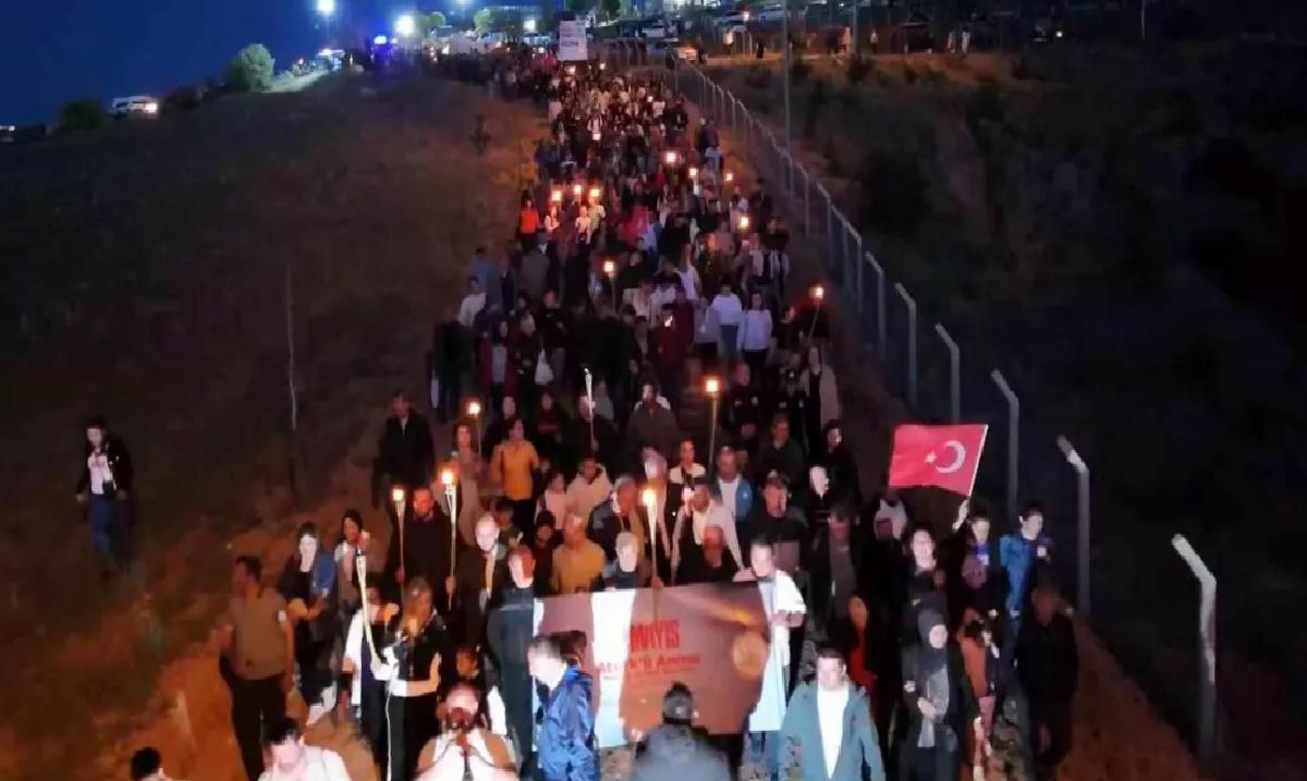 Kırıkkale’de 19 Mayıs Coşkusu Dinek Dağı’nda Kutlandı