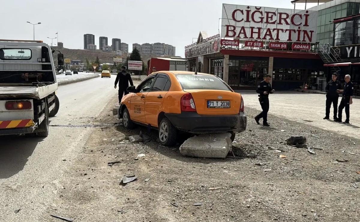 Kırıkkale’de Taksi Kazası: İki Yaralı