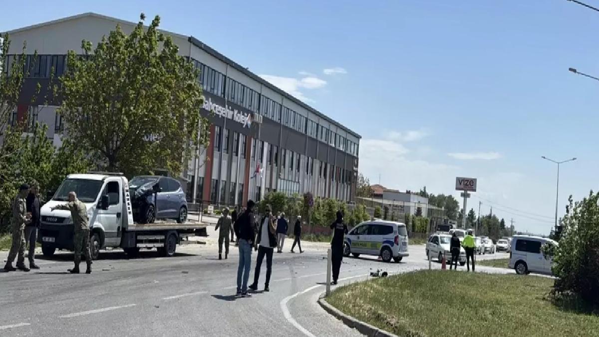 Kırklareli’nde Askeri Araç ile Otomobil Çarpıştı