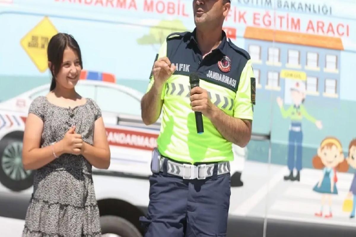 Kırklareli’nde Öğrencilere Trafik Eğitimi