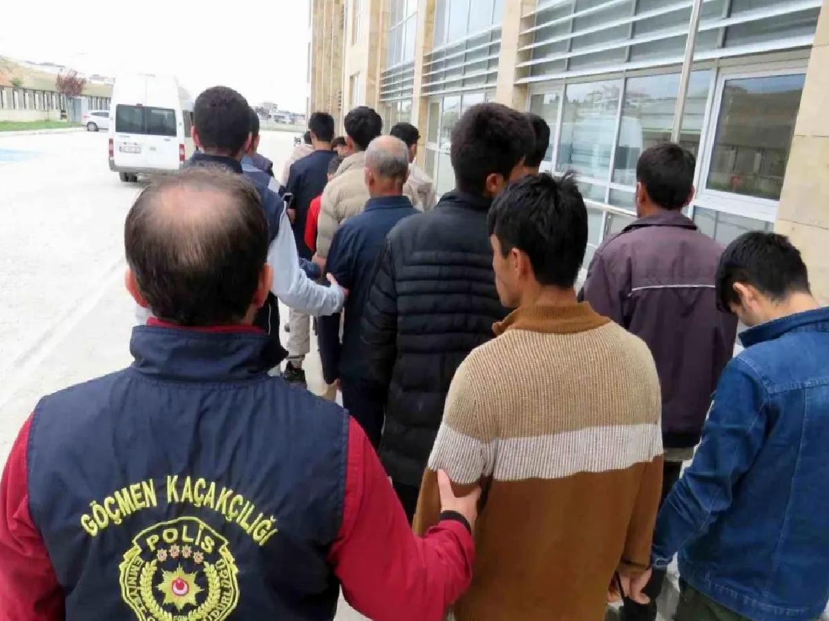 Kırşehir’de 18 Düzensiz Göçmen Yakalandı
