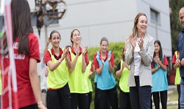 Konak’ta gençliğin ışığı sporun gücüyle parladı: Gençlik Spor Fest’te buluştu