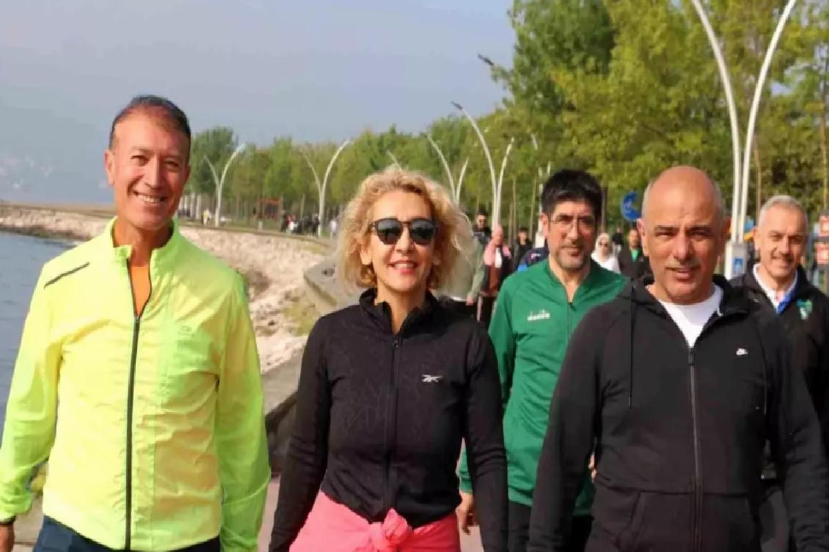 Körfez Belediyesi’nden Sağlıklı Yaşam Yürüyüşü