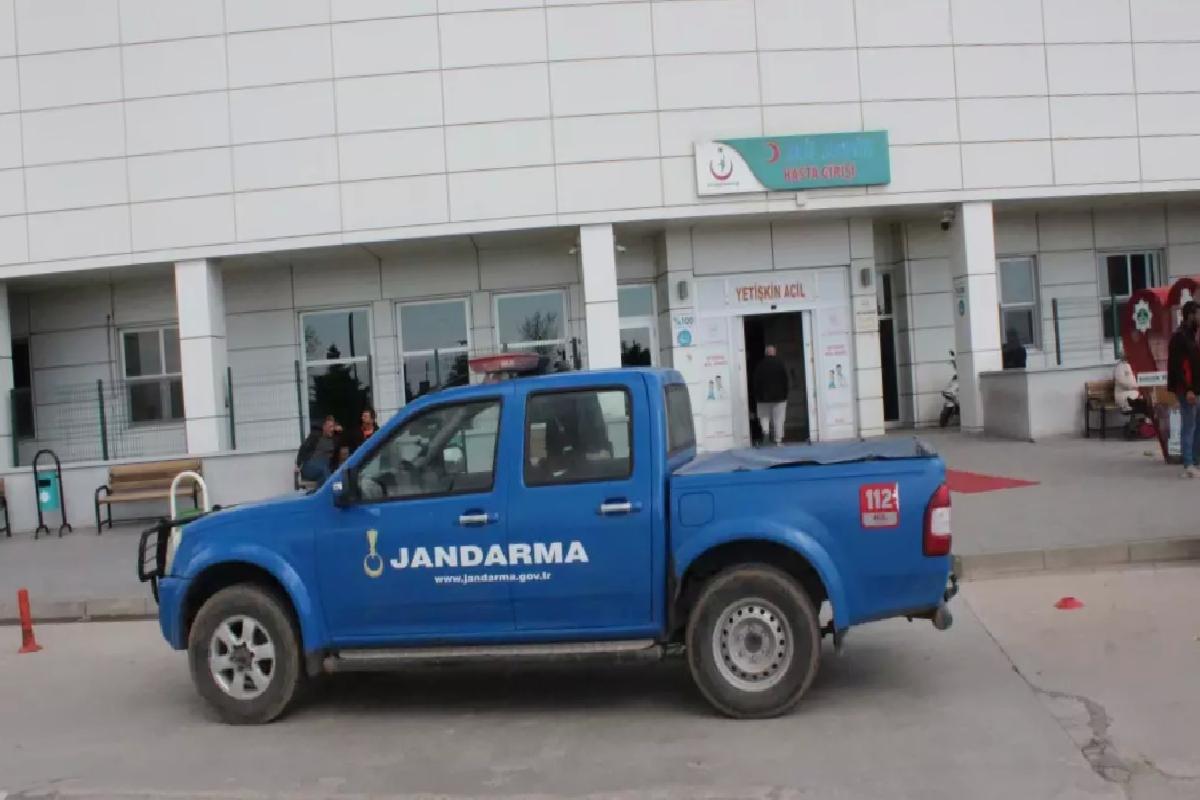 Köstebek Tabancası Patladı: 81 Yaşında Adam Yaralandı