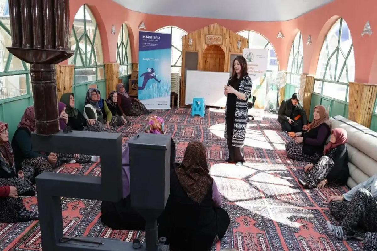 Köy Üniversitesi Projesi ile Bilim Erişimi Artıyor