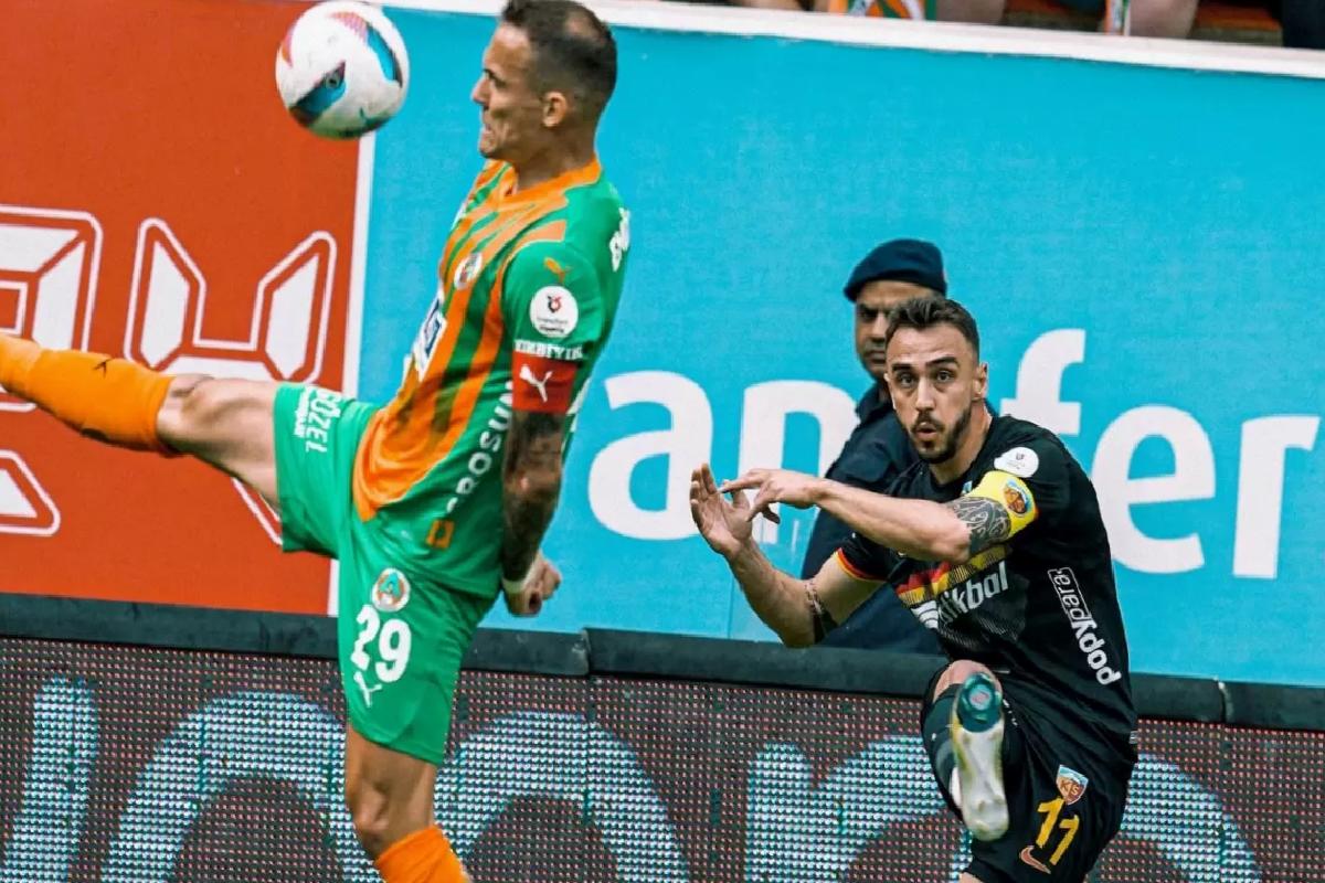 Küme hattı alev alev! Alanyaspor ve Kayserispor yenişemedi