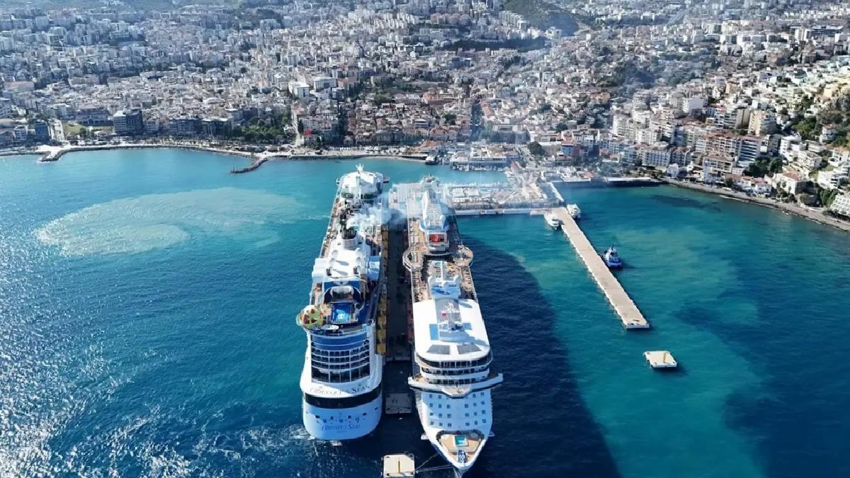 Kuşadası 8.560 Turisti Ağırladı