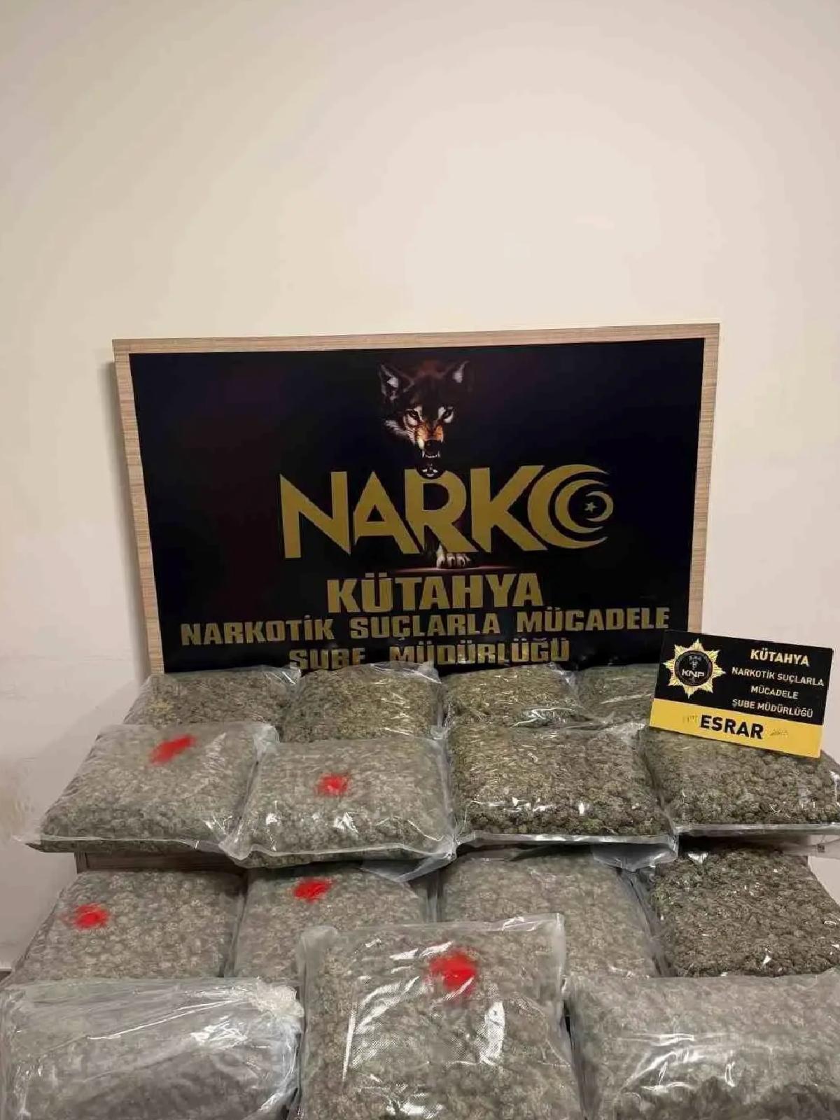 Kütahya’da Uyuşturucu Operasyonu: 15 Kilo Esrar Ele Geçirildi