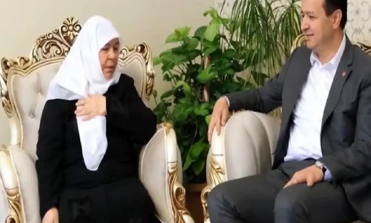 Mahmut Arıkan Anneler Günü’nü Kutladı